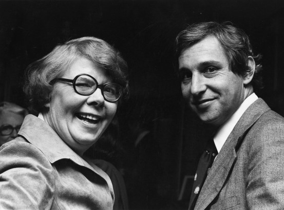 Alice Rooney with Paul Schell at the Allied Arts annual meeting, 1979. Photo by Roger Schreiber. University of Washington Libraries, Special Collections. 