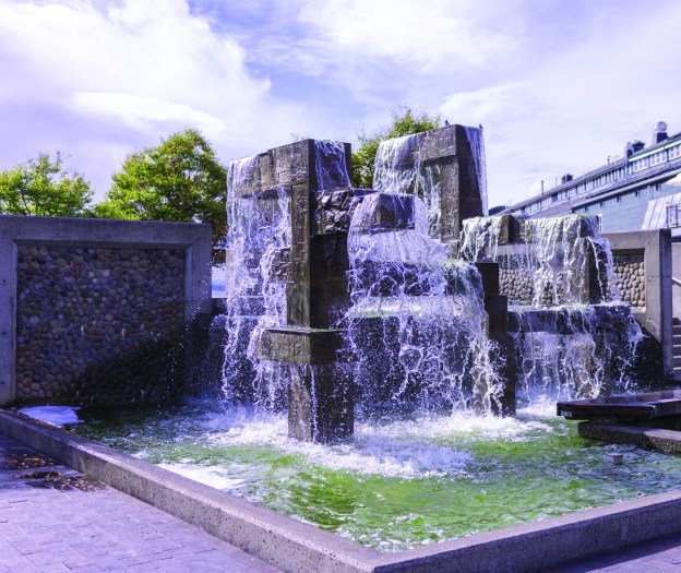 2.3 Waterfront Fountain, James FitzGerald and Margaret Tomkins